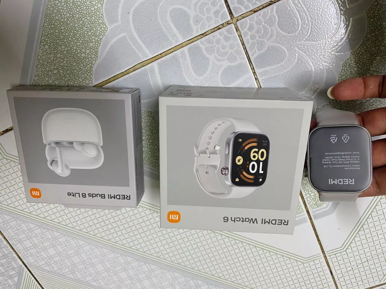 Đồng hồ thông minh Redmi Watch 6 | Màn AMOLED 2.07" | Đàm thoại qua bluetooth | Pin lớn 550 mA