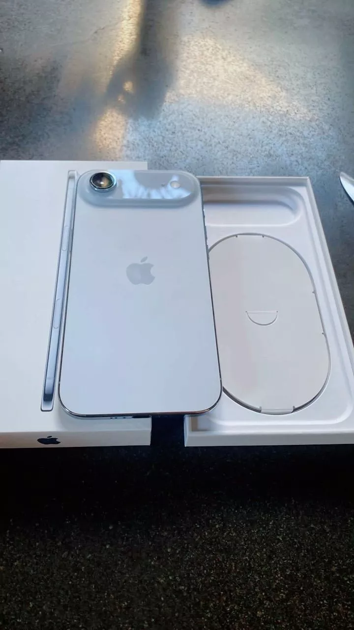 Apple iPhone Air 256GB Chính hãng ZP/A