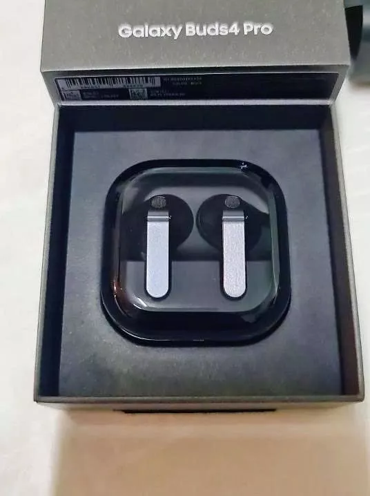 Tai Nghe Bluetooth Sam Sung Galaxy Buds 4 / Buds 4 Pro Thế Hệ Mới - Bass Căng - Pin 30H -Bảo Hành 24 Tháng