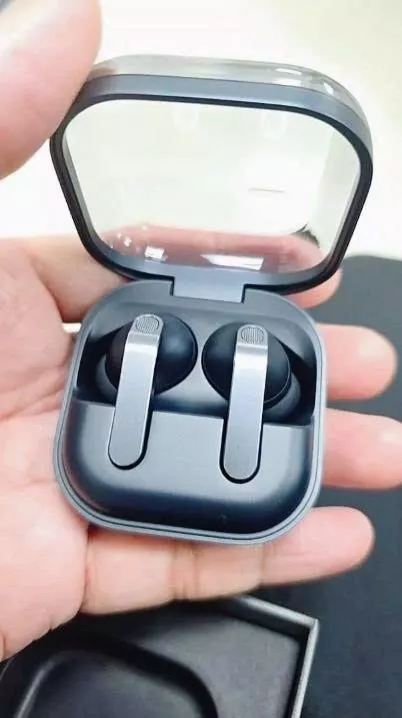 Tai Nghe Bluetooth Sam Sung Galaxy Buds 4 / Buds 4 Pro Thế Hệ Mới - Bass Căng - Pin 30H -Bảo Hành 24 Tháng