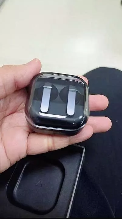 Tai Nghe Bluetooth Sam Sung Galaxy Buds 4 / Buds 4 Pro Thế Hệ Mới - Bass Căng - Pin 30H -Bảo Hành 24 Tháng