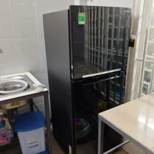 Tủ Lạnh Samsung Ngăn Đông Trên 216L RT20HAR8DBU/SV - Hệ Thống Làm Lạnh Vòm Đa Chiều, màu Đen