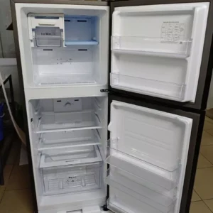 Tủ Lạnh Samsung Ngăn Đông Trên 216L RT20HAR8DBU/SV - Hệ Thống Làm Lạnh Vòm Đa Chiều, màu Đen
