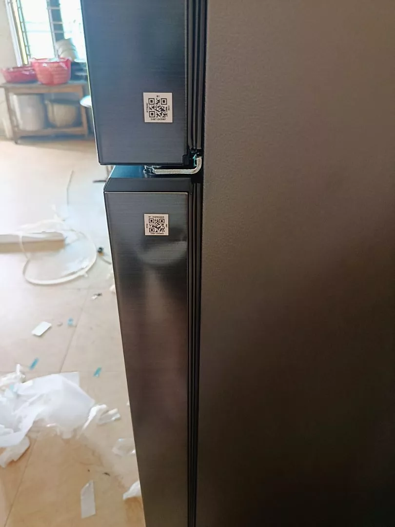 Tủ Lạnh Samsung Ngăn Đông Trên 382L RT38CG6584B1SV - Ngăn Lấy Nước Ngoài, màu Đen