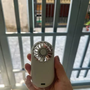 Quạt mini cầm tay siêu mỏng GOOJODOQ có tốc độ quay 10.000 vòng/phút và tốc độ gió 9,1 m/giây
