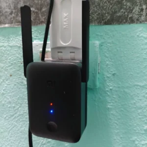 Mi WiFi Range Extender AC1200 | Wi-Fi tốc độ cao ở mọi ngóc ngách trong nhà | Đảm bảo kết nối tối ưu | Chỉ báo tín hiệu