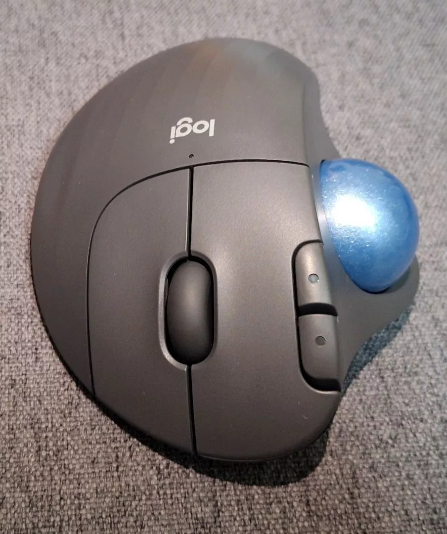 Chuột không dây Công Thái Học Logitech Ergo M575s Silent - Bluetooth, Giảm ồn, Trackball ngón cái