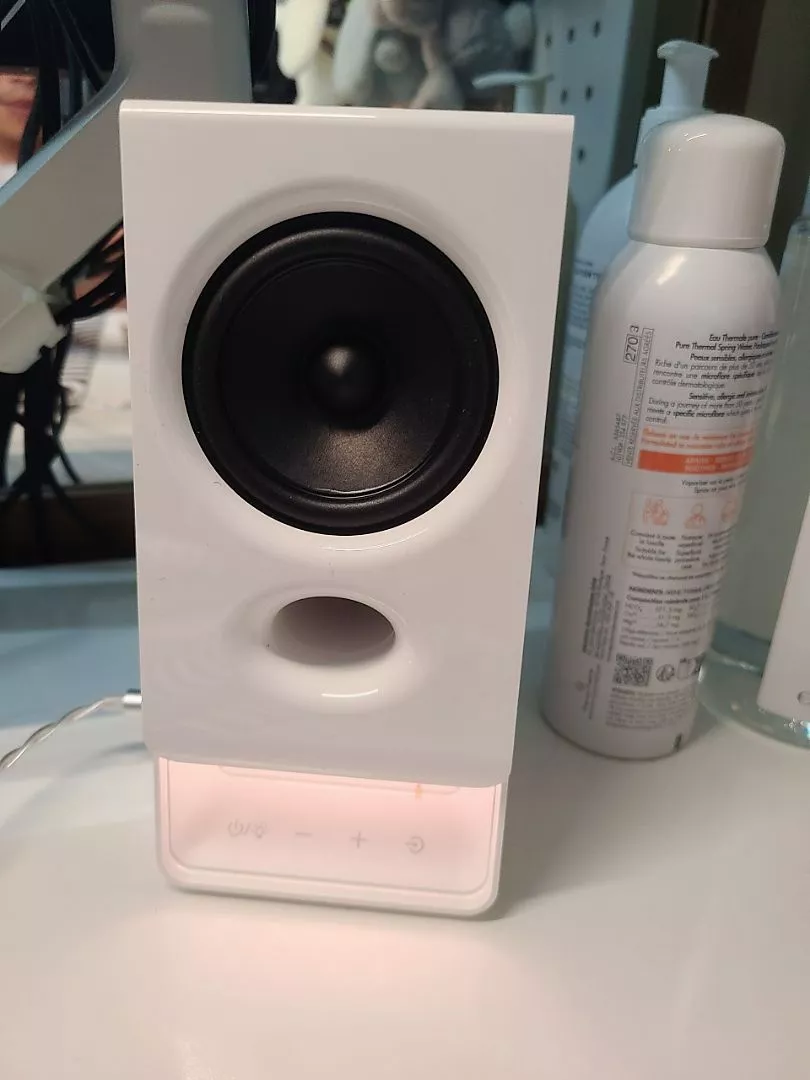 Loa Bluetooth EDIFIER R20BT Để Bàn | Công Suất 5W RMS | Blutooth V6.0 | Bảo Hành 15 Tháng
