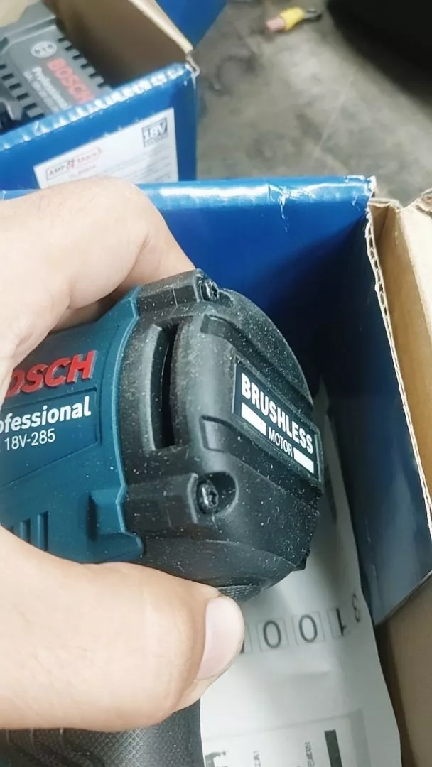 Máy bắt ốc vít dùng pin Bosch GDX 18V-285 (SOLO) + Pin GBA 2.0Ah / Bộ Sạc GAL 18V-20 (MỚI)