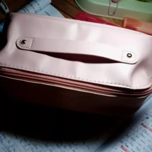 Túi đựng mỹ phẩm di động và không thấm nước và có thể lưu trữ mỹ phẩm và cọ trang điểm