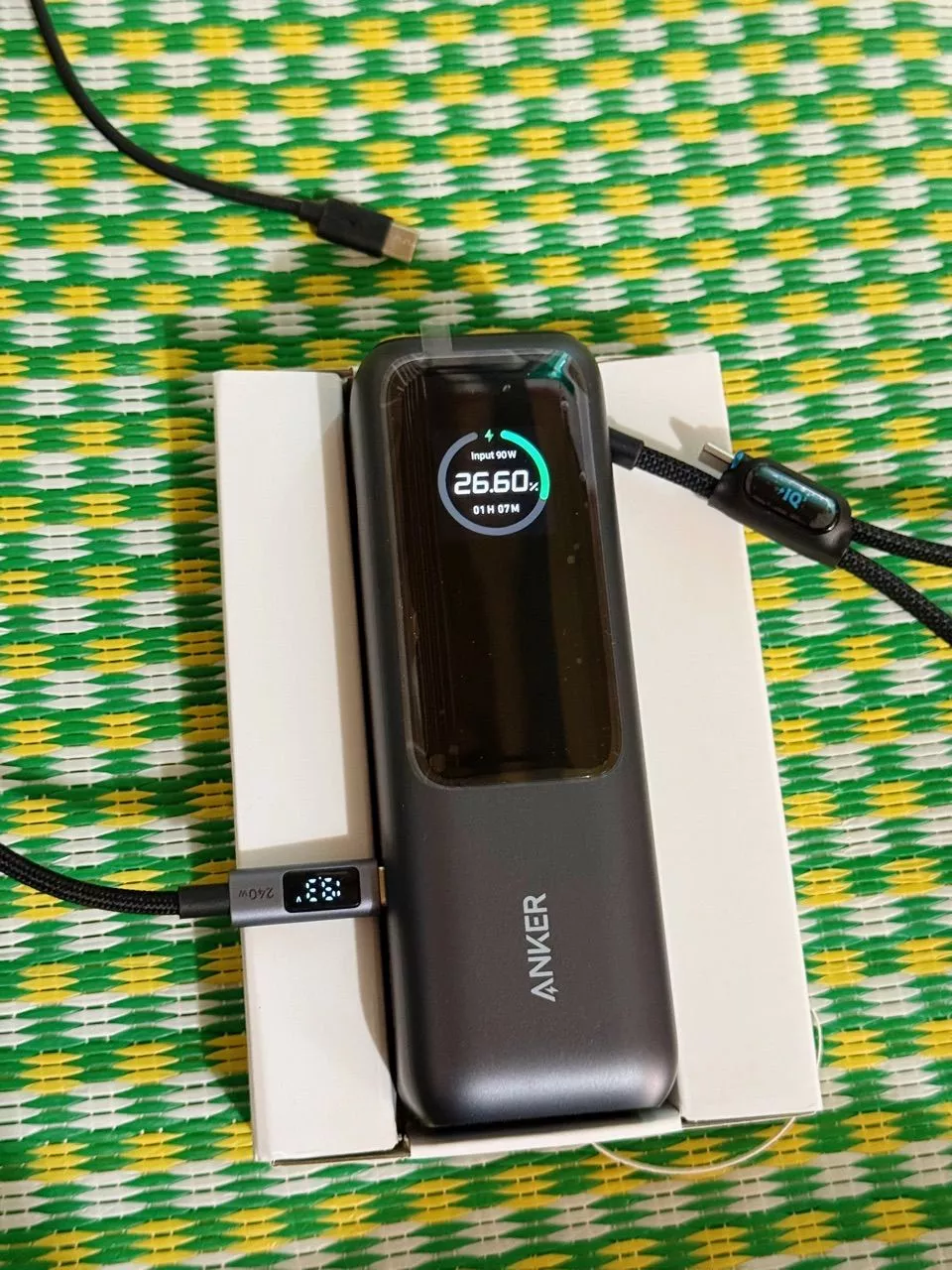 Sạc dự phòng ANKER Zolo 25kmAh | Công suất 165W | Tích hợp 2 cáp USB-C rút gọn | Có màn hình - A1695