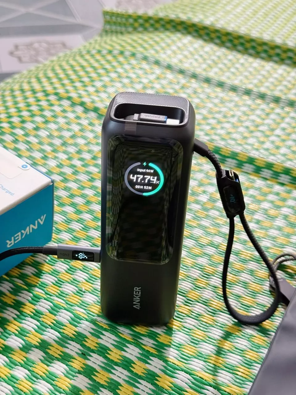 Sạc dự phòng ANKER Zolo 25kmAh | Công suất 165W | Tích hợp 2 cáp USB-C rút gọn | Có màn hình - A1695