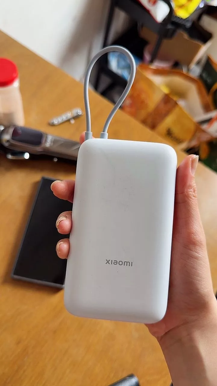 Pin sạc dự phòng Xiaomi Power Bank 20000mAh (Integrated Cable)