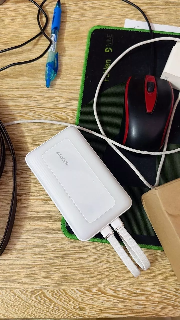 Sạc dự phòng ANKER Zolo 20kmAh 45W | 2 cổng 1C1A | Tích hợp 2cáp USB-C cho iP15/16/17/Samsung | Sạc nhanh - A1681C