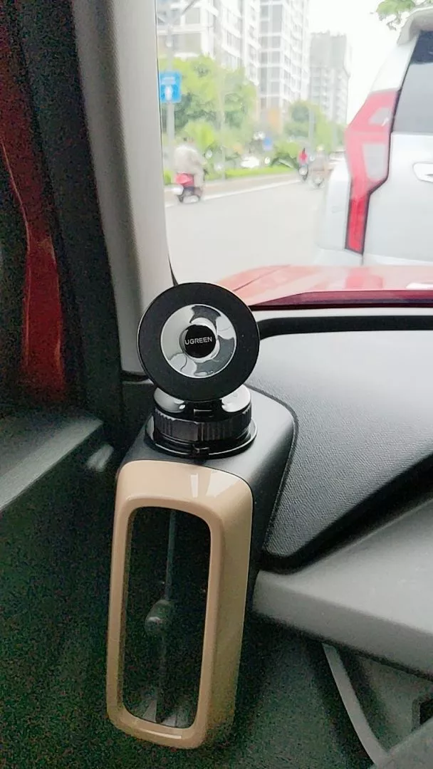 UGREEN 360° Giá Đỡ Điện Thoại Xe Từ Tính Chân Không Có Thể Gập Lại Và Xoay Chắc Chắn Lực Hút Mạnh Cho iPhone 12 13 14 15 16 Pro Max
