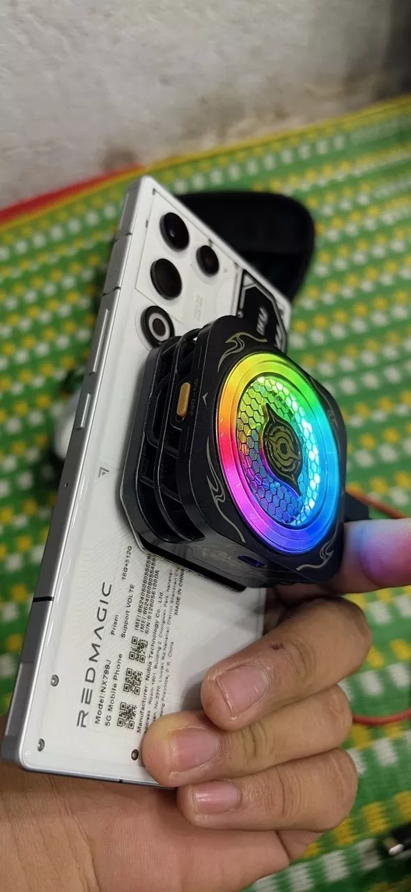 Kẹp Điện Thoại Chính Hãng Flydigi Cho Apex 5