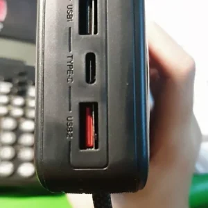 Pin dự phòng GOOJODOQ 50000mAh hỗ trợ sạc nhanh PD 20W và 22.5W, tích hợp cáp sạc với màn hình LED