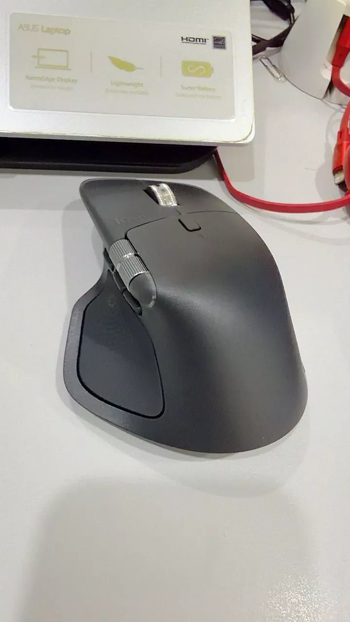 Chuột không dây công thái học Logitech MX Master 4 - Rung phản hồi, Cuộn siêu nhanh, Sạc USB-C