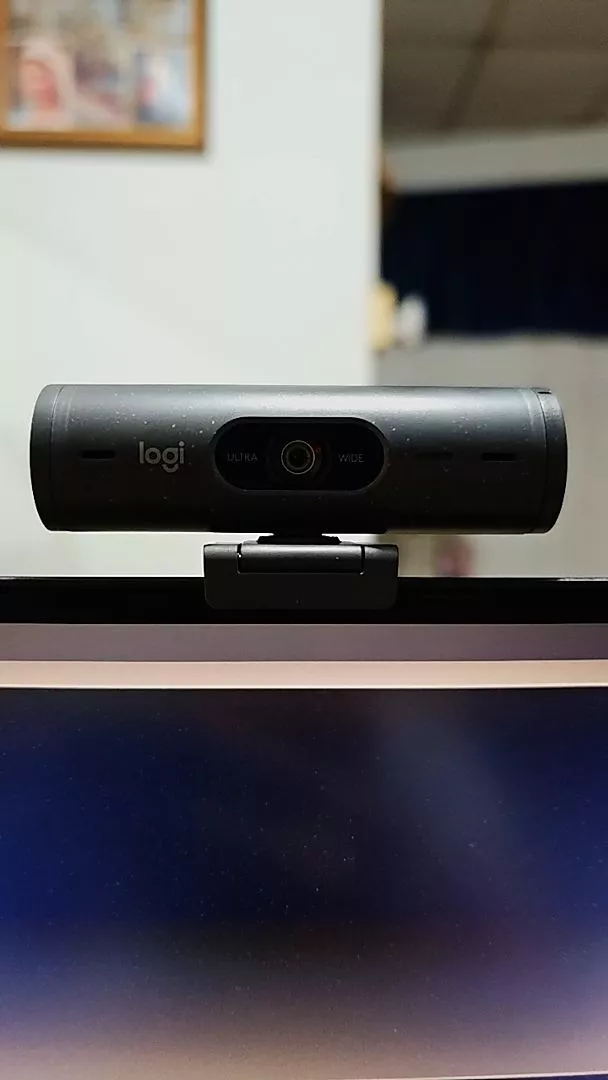Webcam Logitech Full HD Brio 500 - Chỉnh sáng, lấy khung hình,Show mode, Mic kép giảm ồn