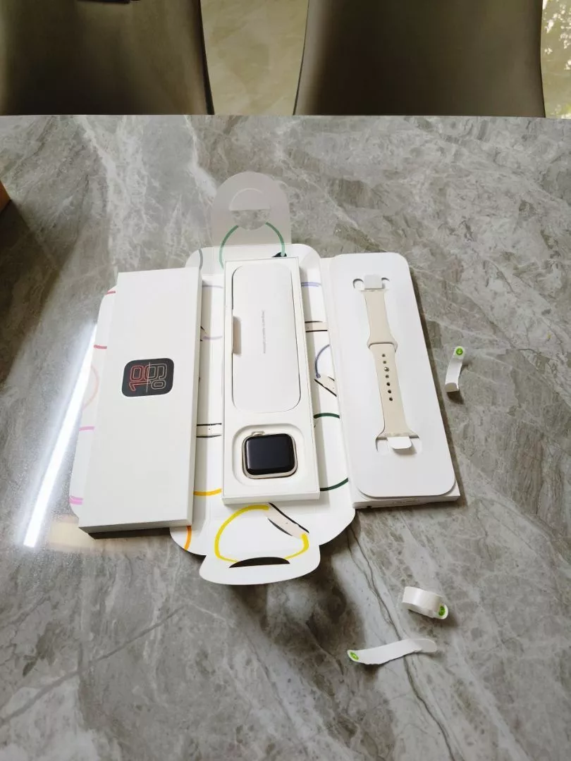 Apple Watch SE 3 Viền Nhôm GPS 40mm Dây cao su S/M Chính hãng
