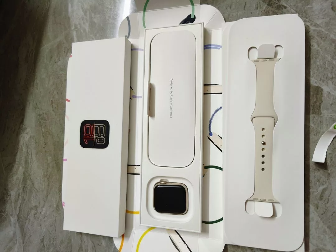 Apple Watch SE 3 Viền Nhôm GPS 40mm Dây cao su S/M Chính hãng