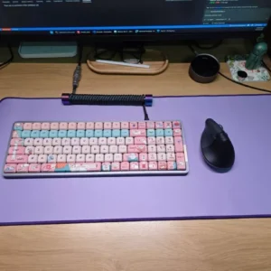 Bàn di chuột cỡ lớn Logitech Desk Mat - Đế chống trượt, lướt dễ dàng, chống đổ tràn