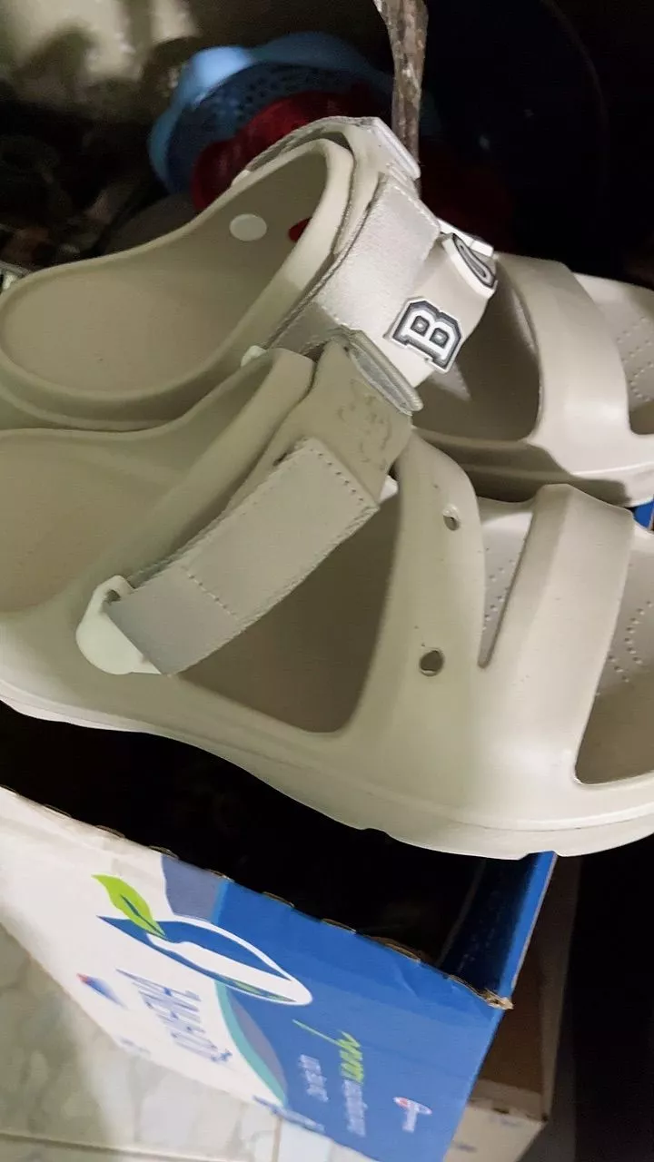 Giày Sandal Nam Nữ Shondo FX Nhựa Đúc Kháng Nước Hạn Chế Trơn Trượt Nhiều Màu