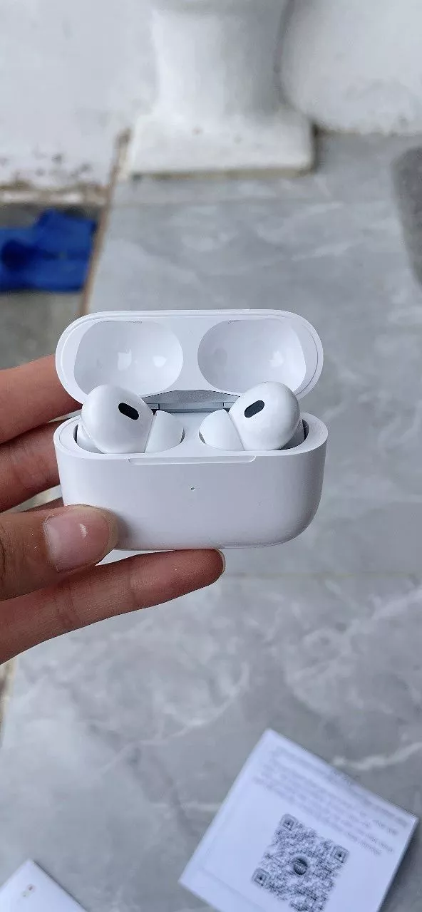 Tai Nghe Bluetooth PRO 2 Bản Cao Cấp Bass Căng Pin 8H Đàm Thoại Chống Ồn Định Vị Cảm Ứng TAIPULING