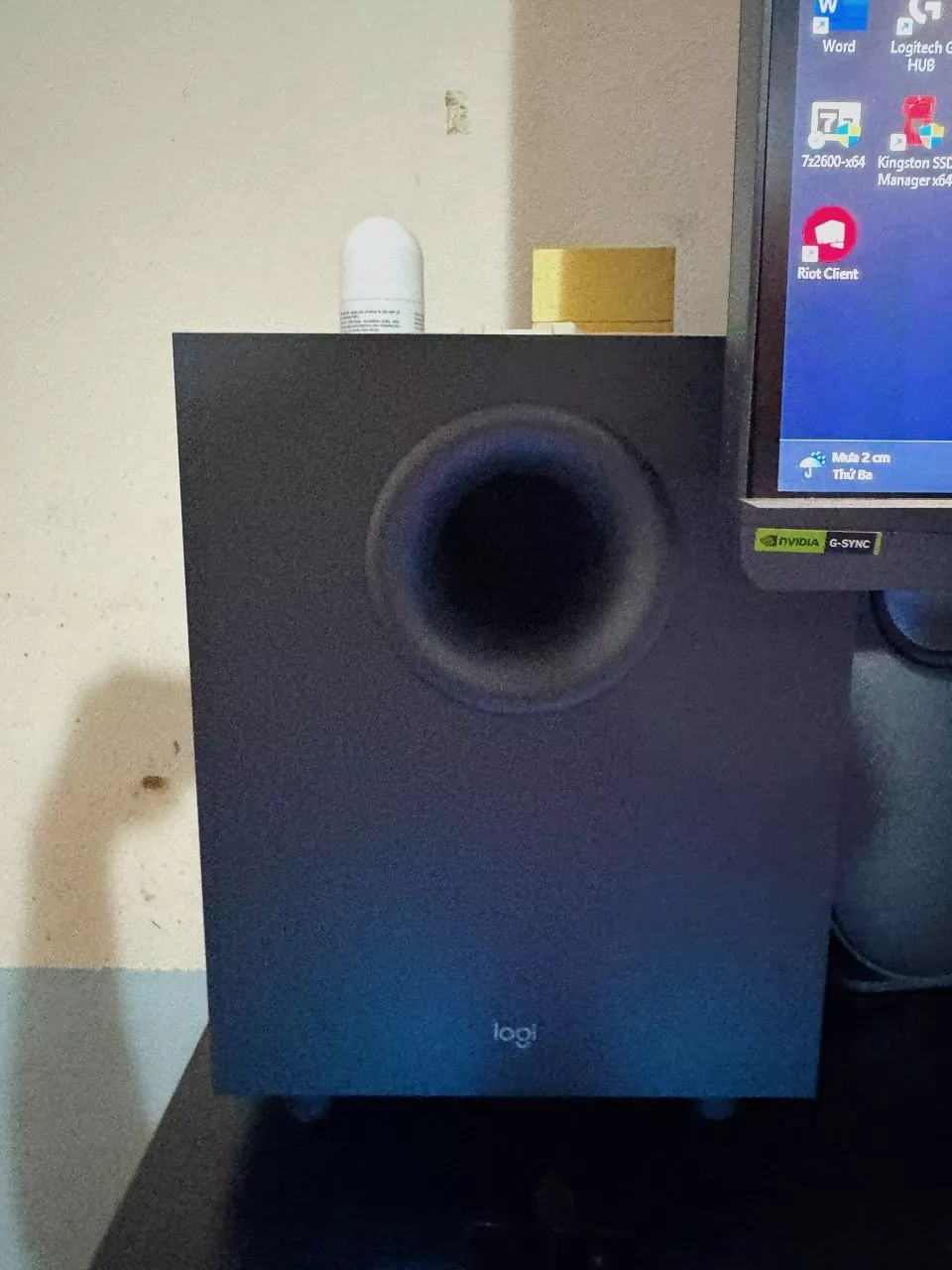 Loa máy tính Bluetooth Logitech Z407 - Đa kết nối (USB, AUX, Bluetooth), công suất 80W