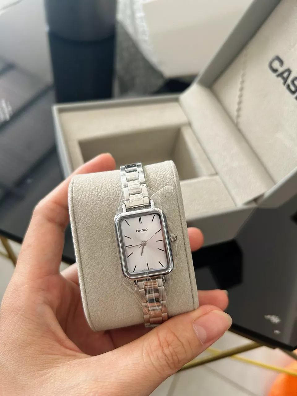 (Chính Hãng) Đồng Hồ Casio Nữ LTP-V009D Dây Kim Loại - Bảo Hành 7 Năm