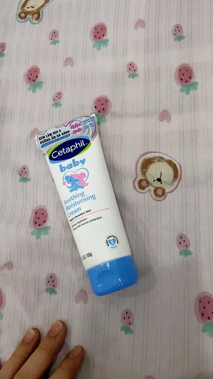 Combo Sữa tắm gội dưỡng ẩm dịu lành với Calendula hoa cúc hữu cơ 400ML & Kem làm dịu và dưỡng ẩm đa năng cho bé 100G
