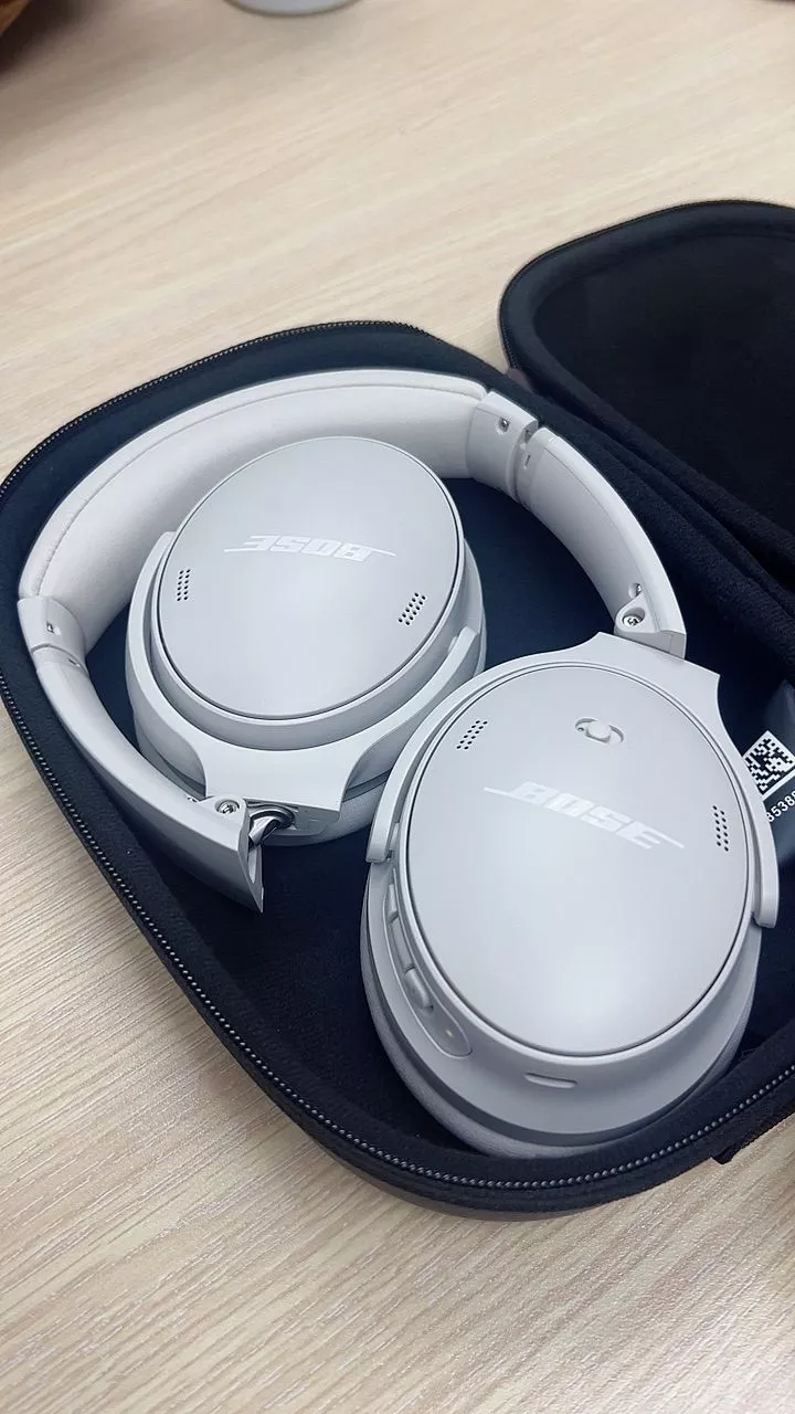 Tai nghe Bose QuietComfort Headphones | Pin 24H | Wind Block | In-line Microphone