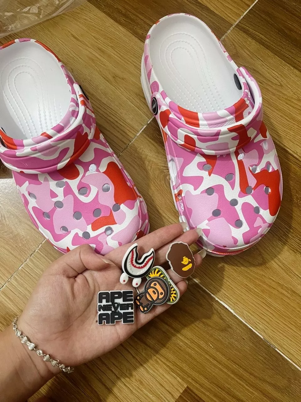 (Đặt tăng 1 size+Tặng Charm) Dép sục REDLEO nam nữ DRL-46 họa tiết Camo rằn ri 3D, dép nam nữ quai hậu đúc nguyên khối