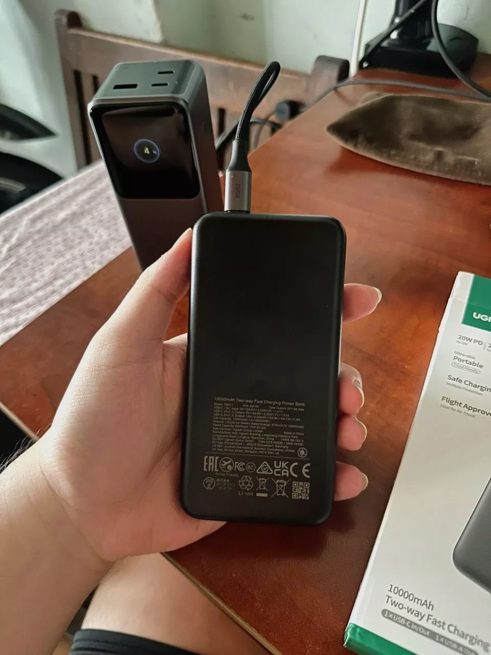 Pin sạc dự phòng Ugreen 10000mAh 20000mAh Powerbank PD3.0 20W QC 3.0 18W Max Sạc nhanh Powerbank cho iPhone 17 Pro Max iPhone 13 Samsung S23 Ultra Samsung S24 Ultra HUAWEI
