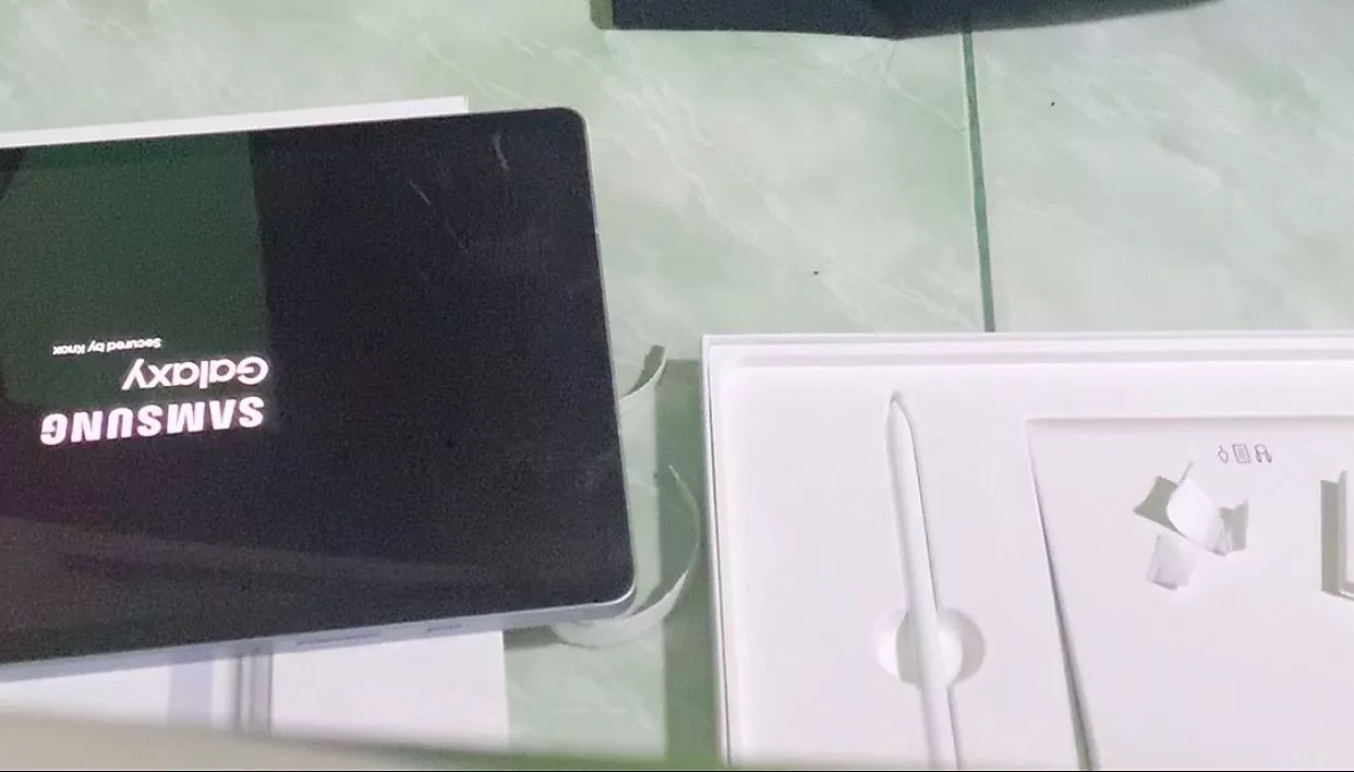 Máy Tính Bảng Samsung Tab S10 Lite 6GB/128GB