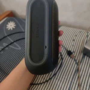 Loa Bluetooth không dây Harman/Kardon Luna 2 Chơi Nhạc Tới 12 Giờ Kháng Bụi Nước IP67 Ghép Đôi công nghệ AirTouch™