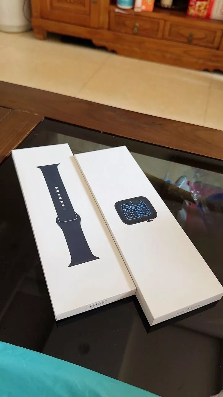 Apple Watch SE 3 Viền Nhôm GPS 40mm Dây cao su S/M Chính hãng