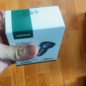 Sạc Xe Hơi UGREEN PD30W USB C Sạc Nhanh Cho iPhone 16 Pro Max 15 Sạc Nhanh Cho Điện Thoại Di Động USB C Xe Hơi