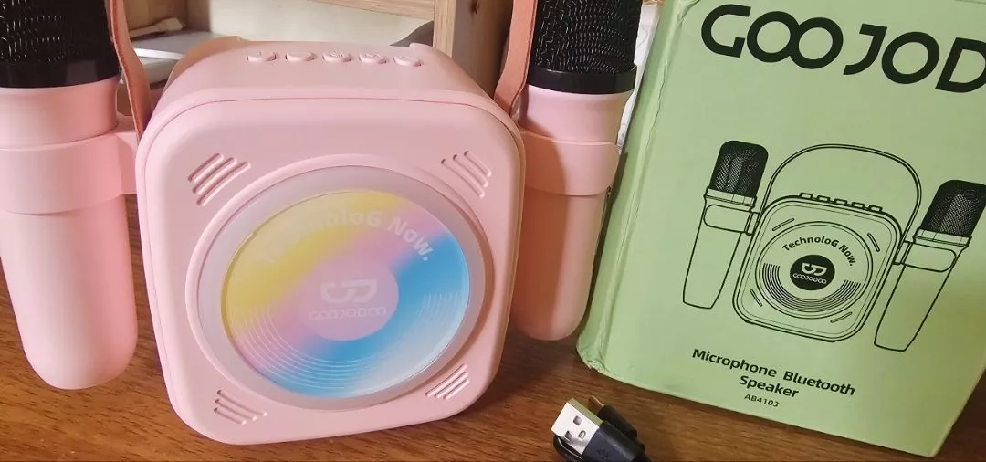 Loa Karaoke Bluetooth GOOJODOQ Tặng Kèm 2 Micro Không Dây, Đèn RGB, 5 Giọng Biến Ảo, Pin 6 Giờ