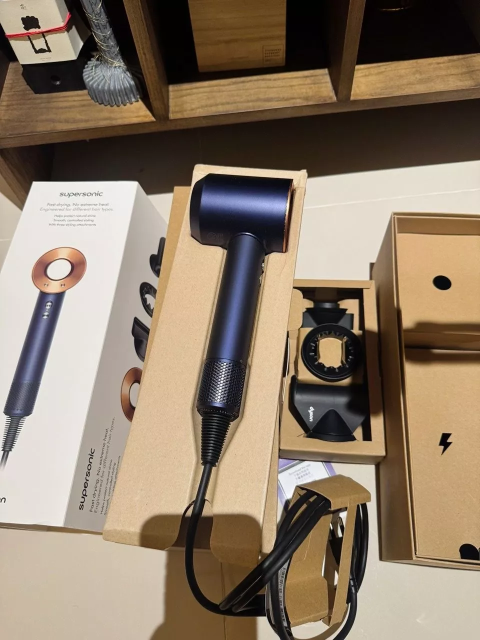 Máy sấy tóc Dyson Supersonic ™ HD08 Minus