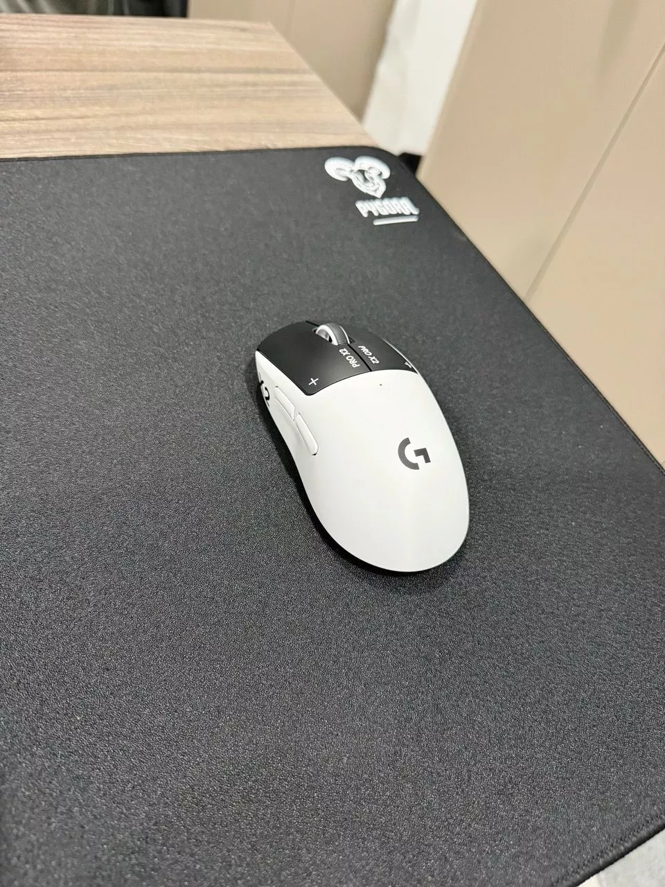 Chuột Gaming không dây Logitech G Pro X2 SUPERSTRIKE LIGHTSPEED - Siêu nhẹ 61g, hiệu suất nhanh, USB-C
