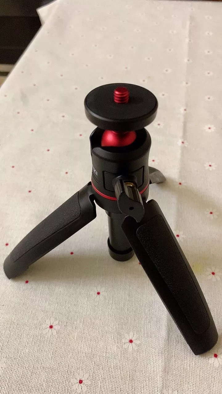 ULANZI MT-08 - Chân Tripod Mini Dành Cho Máy Ảnh Và Điện Thoại (Không Gồm Ngàm Kẹp Điện Thoại)