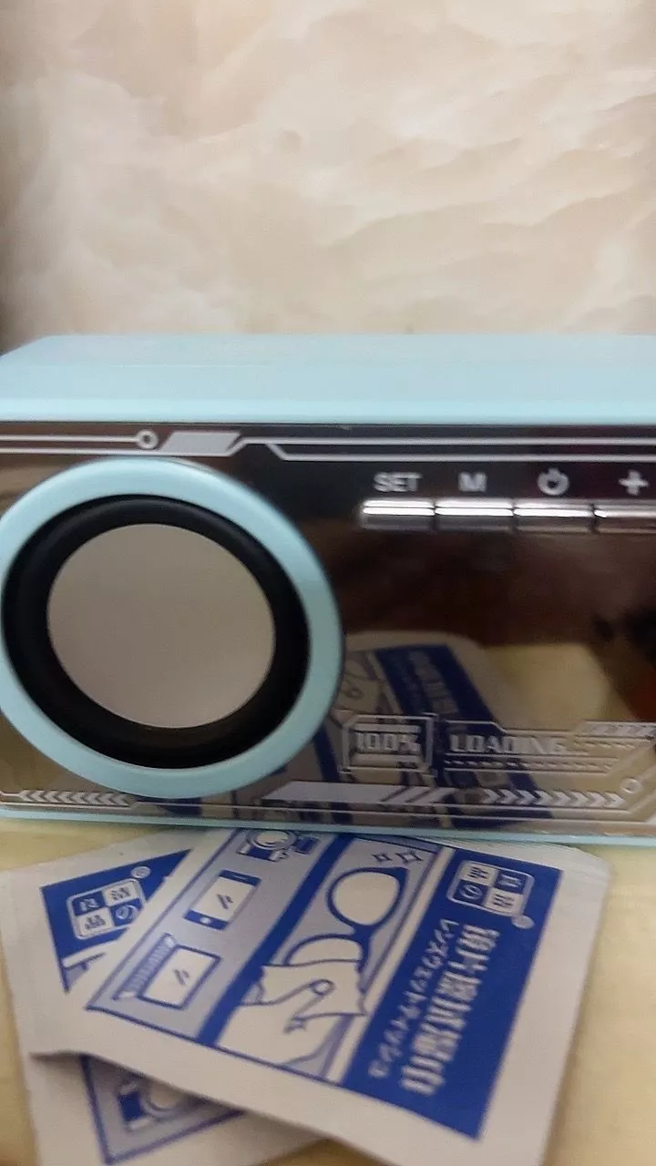 Đồng hồ báo thức GOOJODOQ Loa Bluetooth Màn hình rõ ràng & Báo động kép Phát lại âm thanh nổi linh hoạt