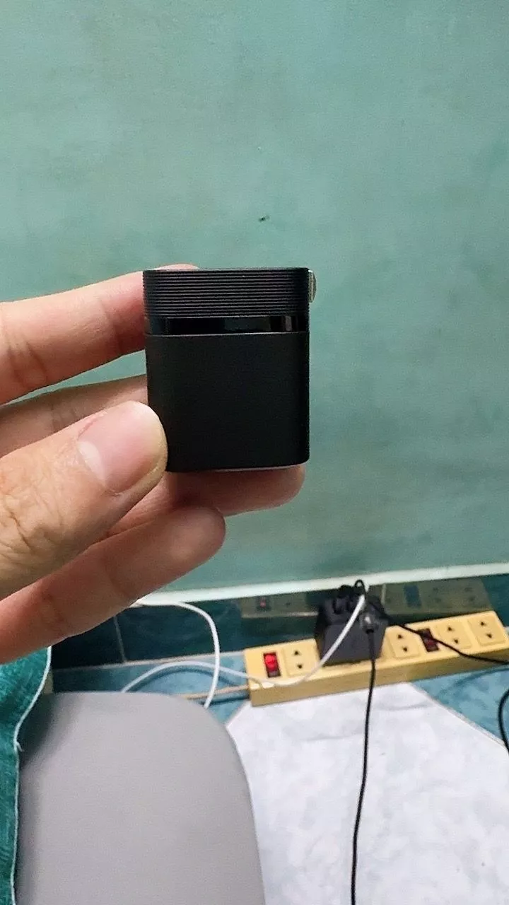 Củ Sạc Nhanh CUKTECH GaN 40W Siêu Nhỏ Gọn Chân Gập Không Nóng Máy Cho iP 17/16/15/iPad Air/Xiaomi 17/Samsung S26