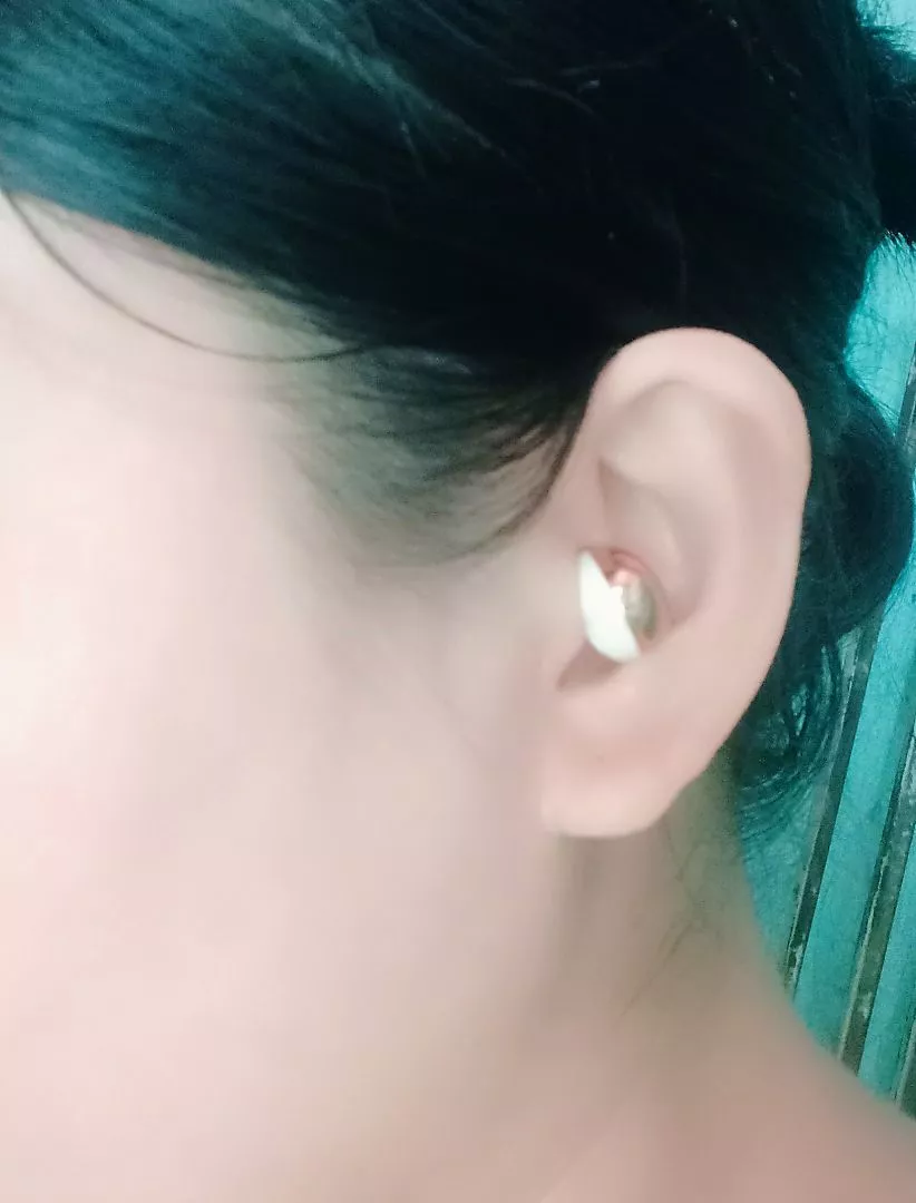 Tai nghe Bluetooth không dây là tai nghe khử tiếng ồn và chất lượng âm thanh di động nhỏ gọn Thích hợp cho IPhone và Android
