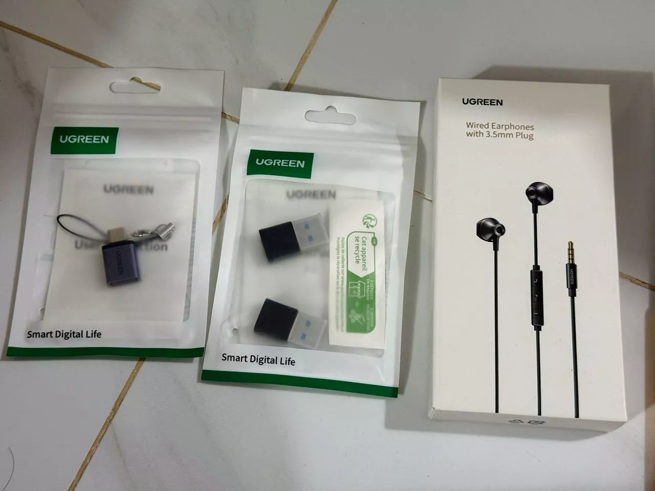 Tai nghe có dây UGREEN 3,5mm Type C Tai nghe bán tai HiFi có micrô