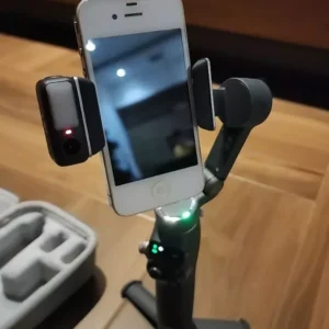 Gimbal chống rung điện thoại DJI Osmo Mobile 8 theo dõi chủ thể bằng camera gốc (DJI OM 8)