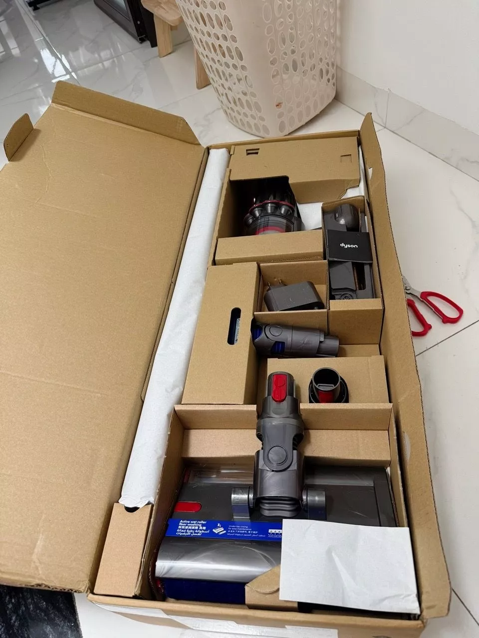 Máy hút bụi lau nhà Dyson V12 s Origin ™ Submarine HEPA