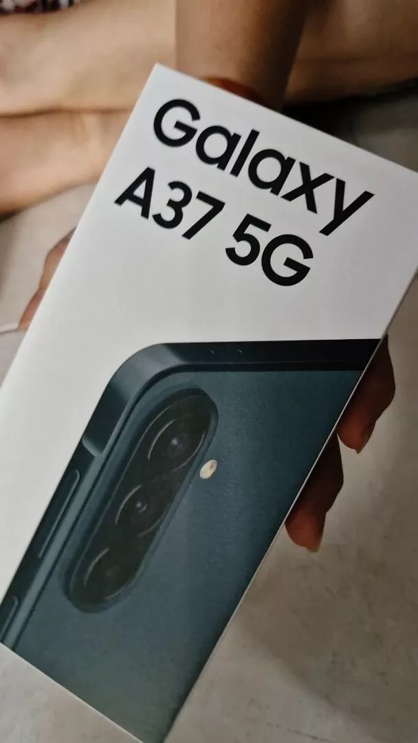 Điện Thoại Samsung Galaxy A37 128GB