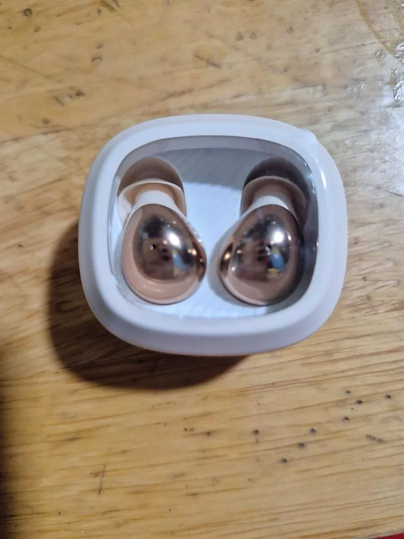Tai nghe Bluetooth không dây là tai nghe khử tiếng ồn và chất lượng âm thanh di động nhỏ gọn Thích hợp cho IPhone và Android